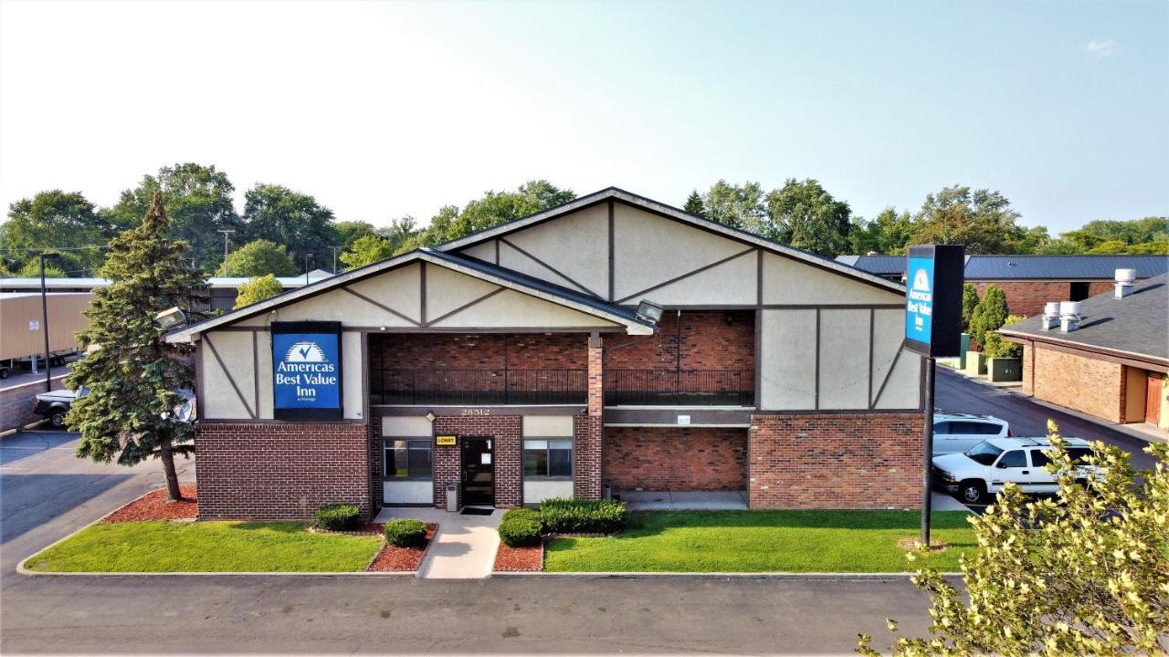 Americas Best Value Inn-Livonia/Detroit Exterior foto